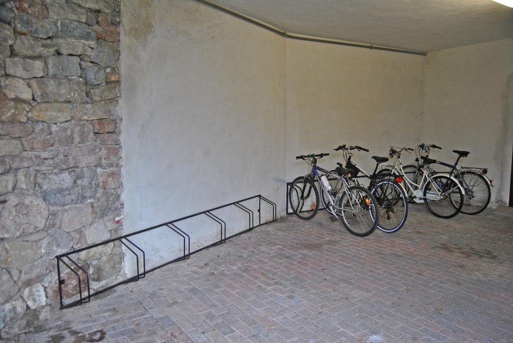 Hotel Garni Delle Rose Ceniga Exterior photo
